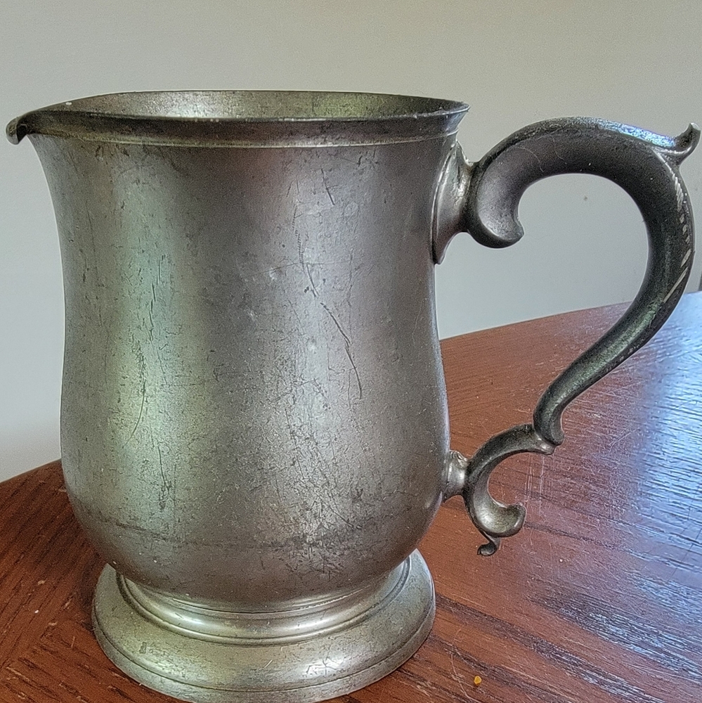 Vintage Pewter Tankard mug. Williamsburg,Va 1972.